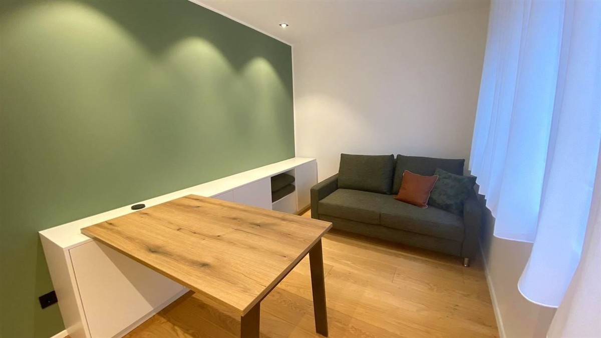 3-Zimmer-Wohnung, Terrasse, eigener Garten, Küche, voll möbliert, Einzel-Garage - Kinder/Arbeitzimmer.jpg (821)